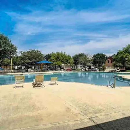 “Casa Linda” Relaxing Stay In A Friendly Community